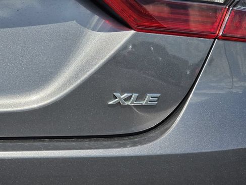 Used 2024 Toyota Camry XLE FWD image 31