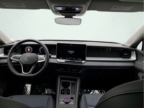 New 2025 Volkswagen Tiguan SE AWD/4WD image 12