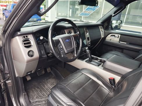 Used 2017 Ford Expedition XLT AWD/4WD image 12