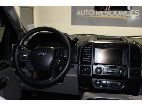 Used 2020 Ford F150 XLT image 15