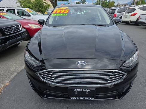 Used 2018 Ford Fusion SE FWD image 24