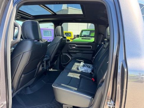 New 2026 RAM 1500 Laramie AWD/4WD image 8
