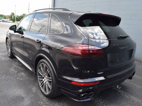 Used 2017 Porsche Cayenne GTS AWD/4WD image 10