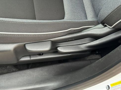 Used 2025 Chevrolet TrailBlazer LT image 23