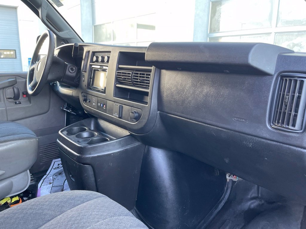 Used 2020 Chevrolet Express 2500 w/ Driver Convenience Package RWD image 21