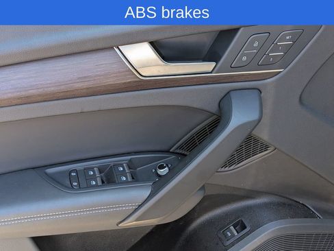 Used 2023 Audi Q5 2.0T Premium Plus w/ Premium Plus Package AWD/4WD image 15