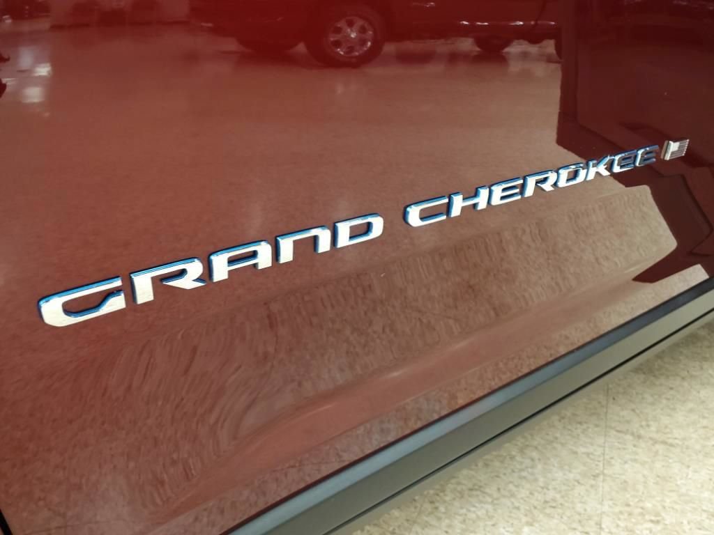 New 2024 Jeep Grand Cherokee Limited 4xe w/ Trailer Tow Package AWD/4WD image 10