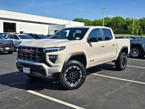 New 2026 GMC Canyon AT4 AWD/4WD image 2