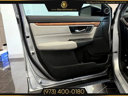 Used 2022 Honda CR-V Touring image 7