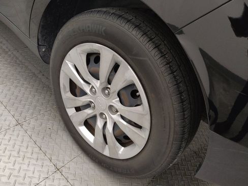 Used 2022 Kia Soul LX FWD image 31
