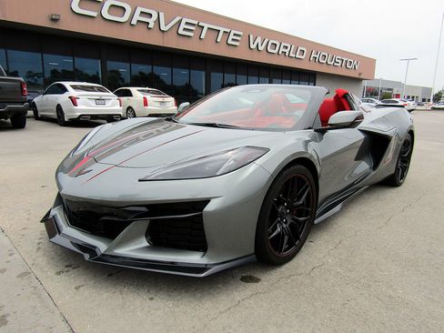 Used 2024 Chevrolet Corvette Z06 w/ Stealth Interior Trim Package RWD image 1
