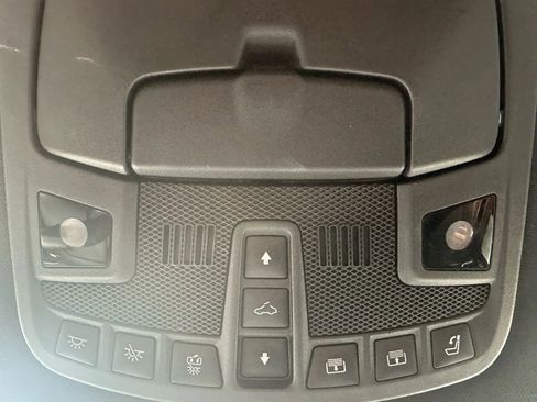 Used 2019 Lincoln Navigator Reserve w/ Cargo Package image 24