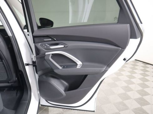 Used 2025 Audi Q5 Premium Plus w/ Premium Plus image 30