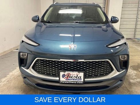 Used 2024 Buick Encore GX Avenir w/ Avenir Convenience Package image 7