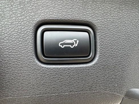 Used 2025 Kia Sportage X-Line w/ Premium Package AWD/4WD image 12