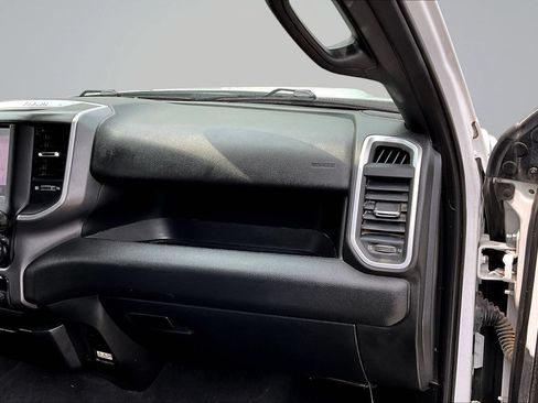 Used 2022 RAM 2500 Big Horn w/ Cold Weather Group AWD/4WD image 25