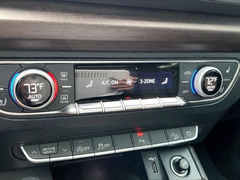 Used 2023 Audi Q5 2.0T Premium Plus w/ Premium Plus Package image 29