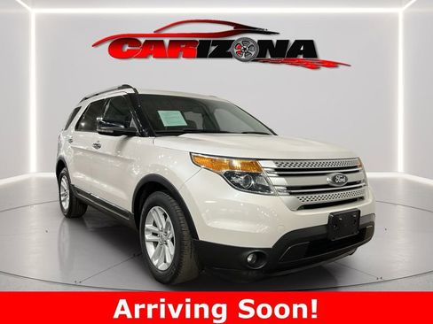 Used 2013 Ford Explorer XLT image 12