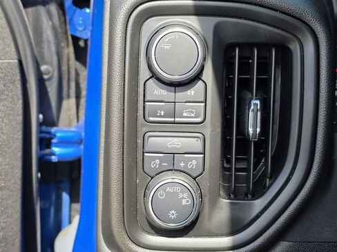Used 2022 Chevrolet Silverado 1500 Custom AWD/4WD image 29