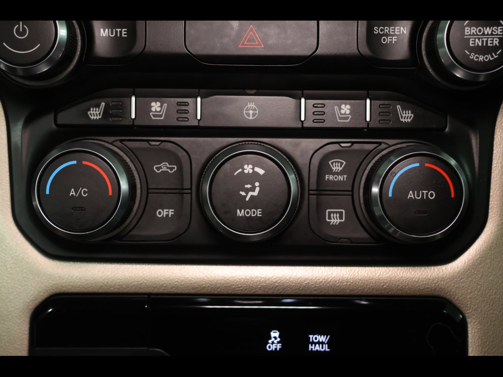 Used 2021 RAM 1500 Laramie AWD/4WD image 23