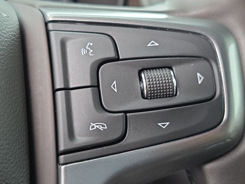 Used 2024 Chevrolet Tahoe LT RWD image 29