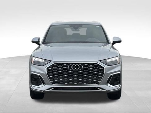 Certified 2023 Audi Q5 2.0T Premium Plus w/ Premium Plus Package image 2