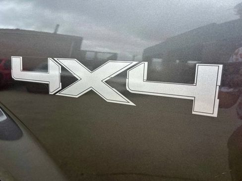 Used 2010 Ford F150 XLT AWD/4WD image 17