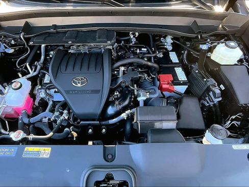 Certified 2025 Toyota Grand Highlander XLE image 29