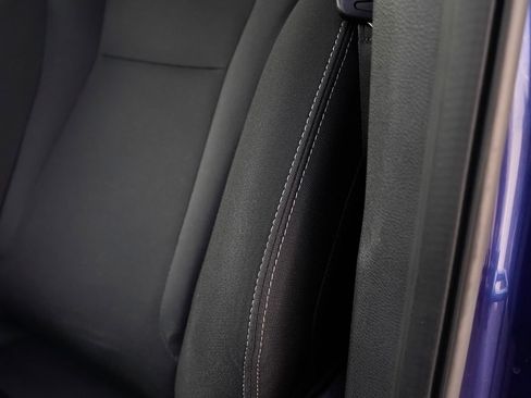 Used 2023 Nissan Rogue S AWD/4WD image 23