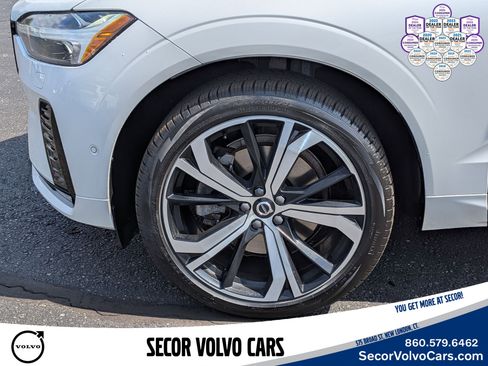 Used 2023 Volvo XC60 B6 Ultimate w/ Protection Package Premier image 27