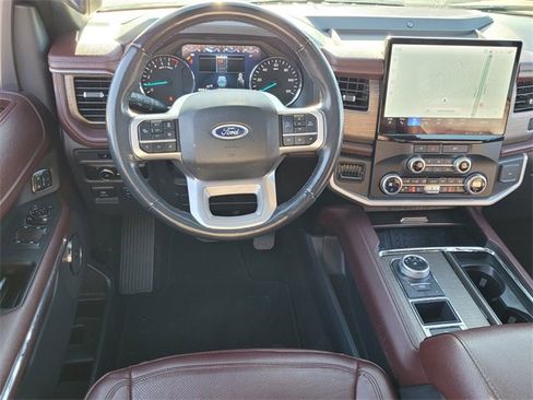 Used 2023 Ford Expedition Max Limited image 10