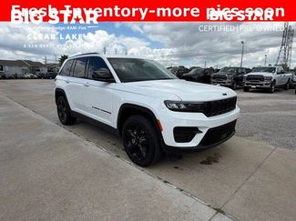 Used 2023 Jeep Grand Cherokee Altitude video 1