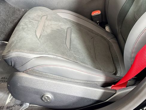 New 2026 Mercedes-Benz C 43 AMG 4MATIC Sedan image 17