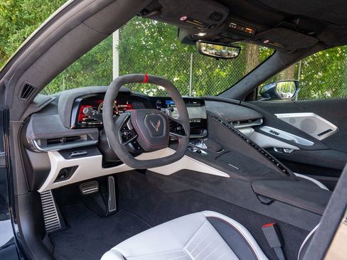 Used 2023 Chevrolet Corvette Stingray image 20