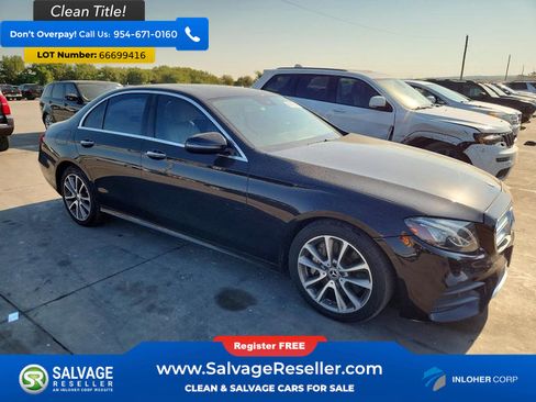 Used 2018 Mercedes-Benz E 400 4MATIC Sedan w/ Premium 1 Package image 5