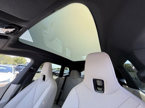 Used 2025 BMW iX xDrive50 w/ Premium Package image 22