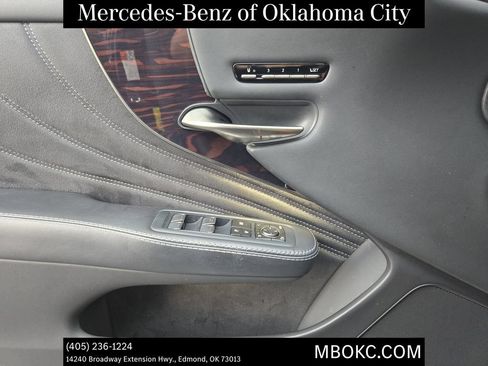 Used 2019 Lexus LS 500 w/ Interior Upgrade Package RWD image 18