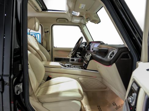 Used 2019 Mercedes-Benz G 550 image 38