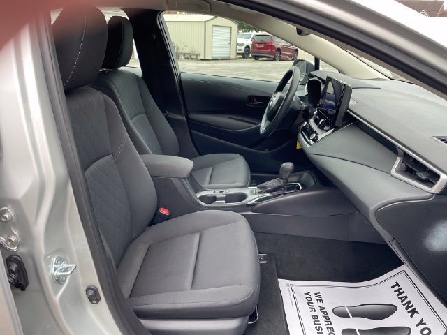 Used 2025 Toyota Corolla LE FWD image 26