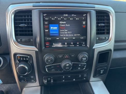 Used 2019 RAM 1500 Lone Star image 14
