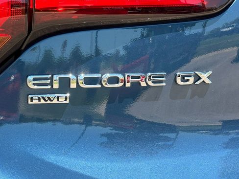 Used 2024 Buick Encore GX Preferred w/ Comfort Package AWD/4WD image 8
