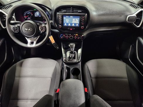 Used 2021 Kia Soul LX image 42