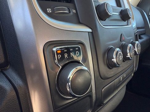 Used 2021 RAM 1500 Classic SLT image 24