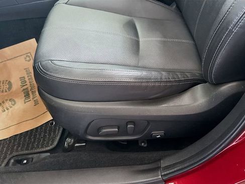 Used 2018 Subaru Forester 2.5i Touring AWD/4WD image 21