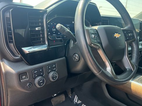 Used 2023 Chevrolet Silverado 1500 High Country AWD/4WD image 11