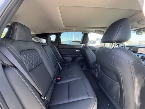 New 2026 Nissan Murano Platinum w/ Cargo Package AWD/4WD image 9