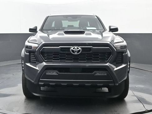 Used 2024 Toyota Tacoma TRD Sport RWD image 19