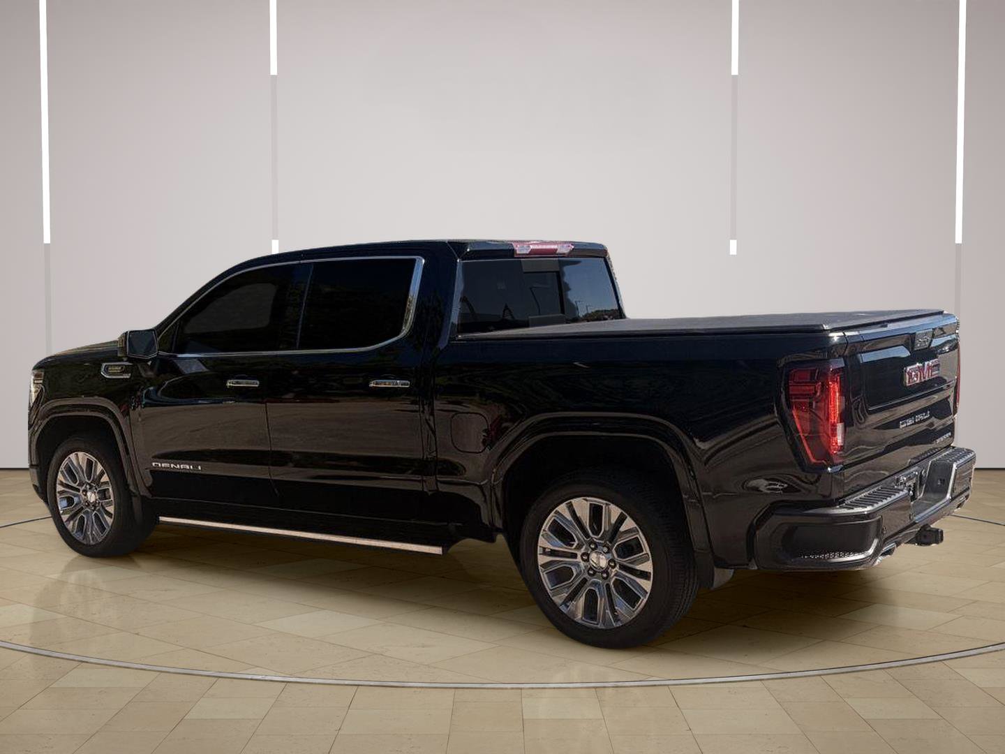 Used 2022 GMC Sierra 1500 Denali w/ Denali Premium Package AWD/4WD image 6