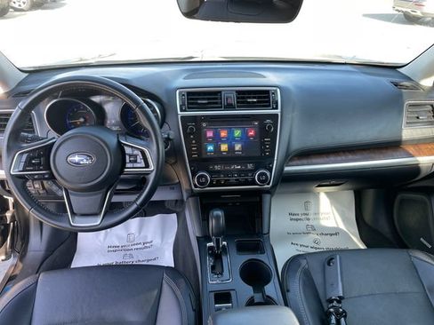 Used 2018 Subaru Outback 2.5i Limited AWD/4WD image 22