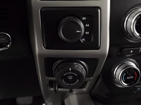 Used 2017 Ford F150 Lariat w/ Equipment Group 502A Luxury image 35